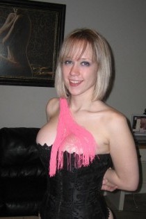 , 22  female escort, coquitlam maple ridge pitt